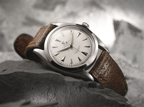 rolex oyster history.